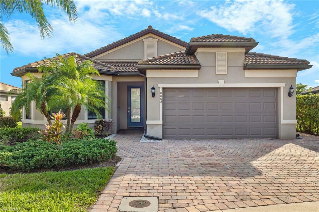 Property Photo: 10805 Dennington Rd FL 33913