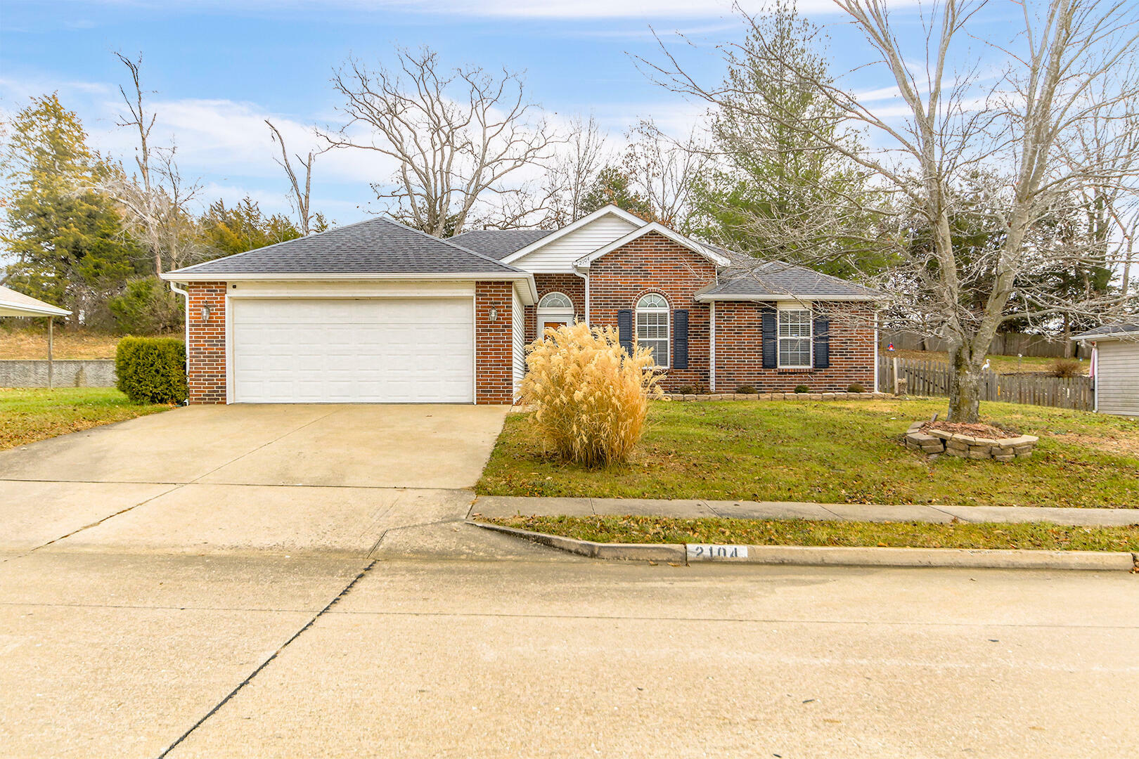 Property Photo:  2104 Lafayette Ct  MO 65202 