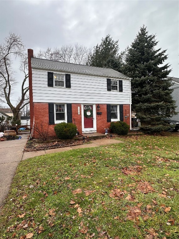 Property Photo:  2814 Oakwood Street  PA 16508 