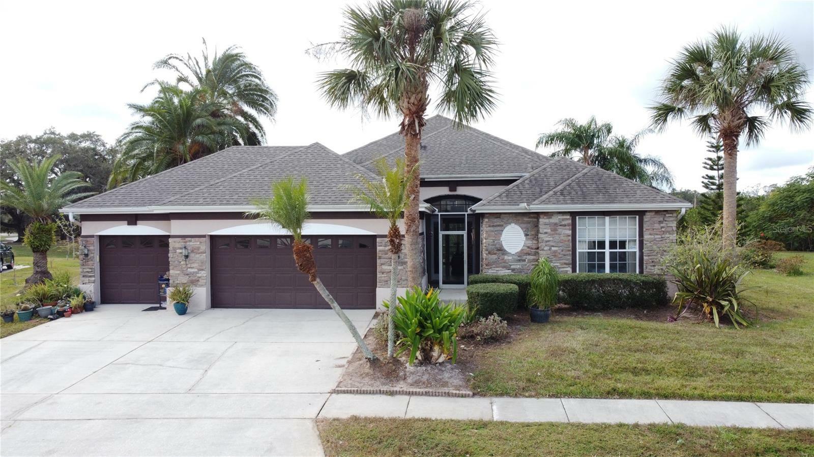 Property Photo:  2260 Tournament Ct  FL 34746 