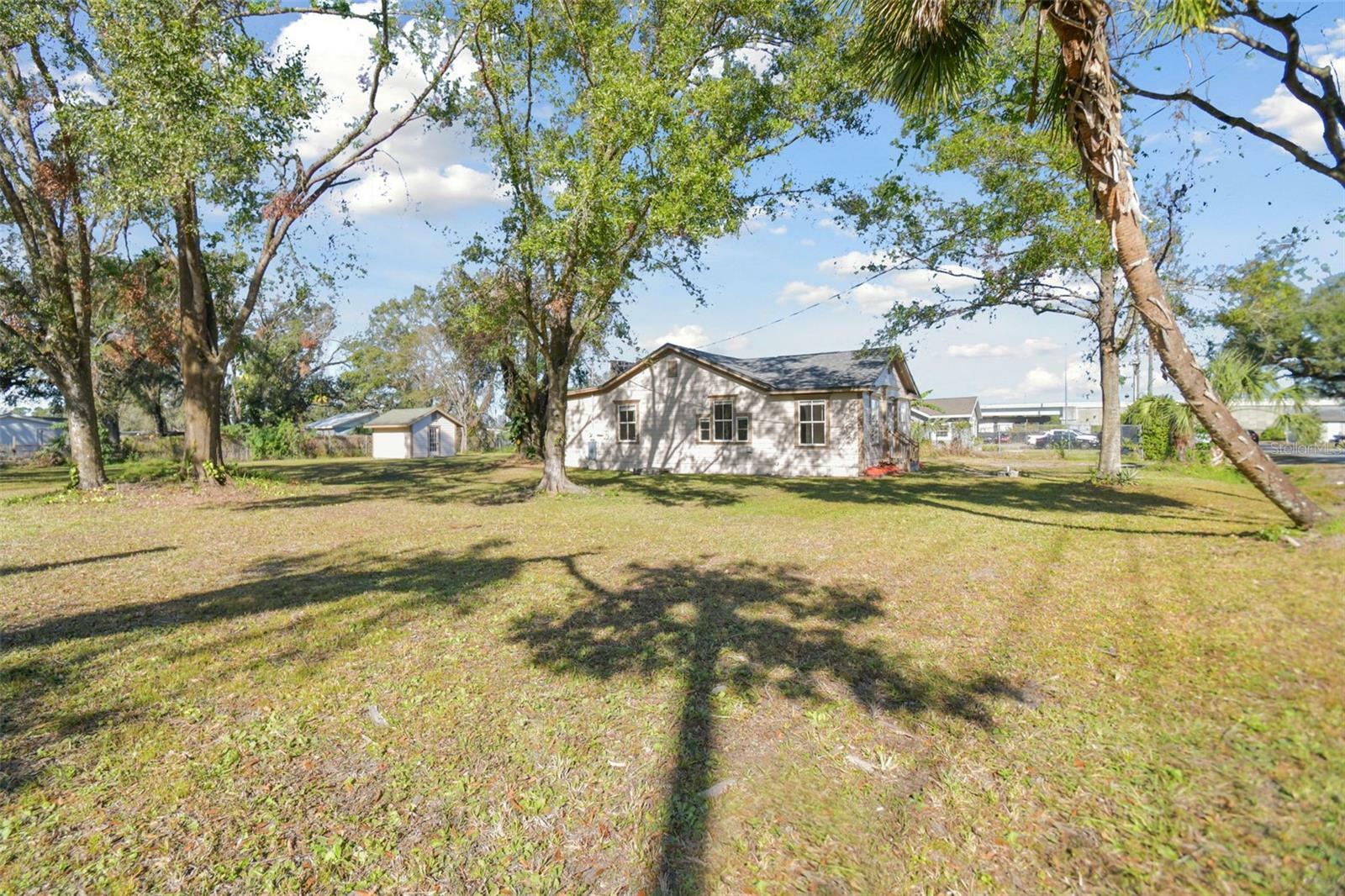 Property Photo:  5308 Clewis Avenue  FL 33610 