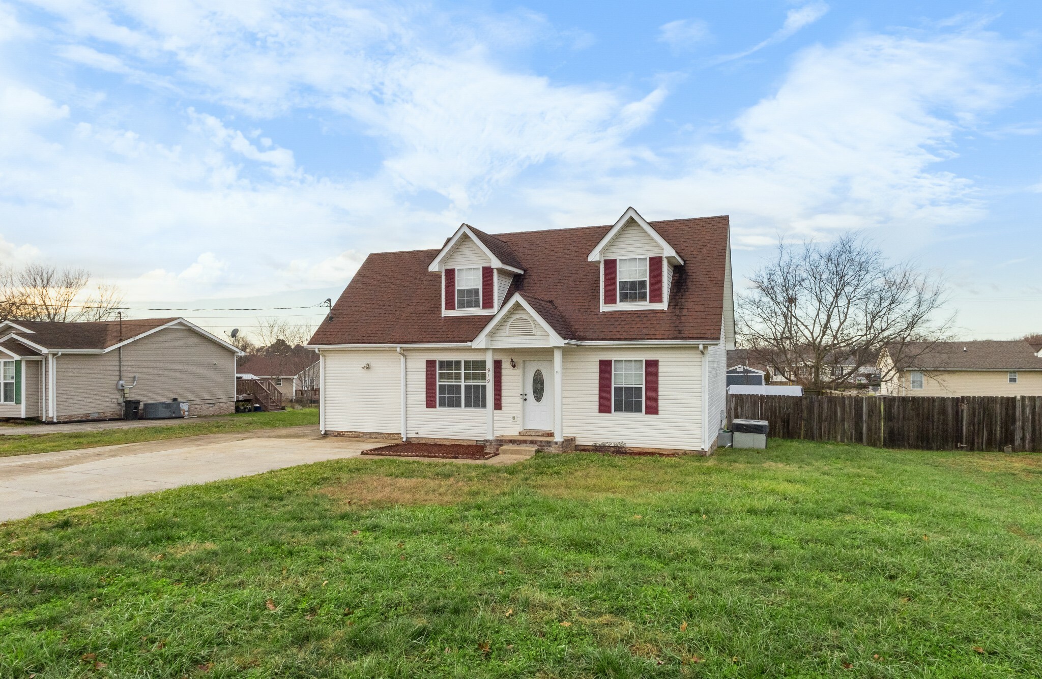 Property Photo:  919 Van Buren Ave  KY 42262 