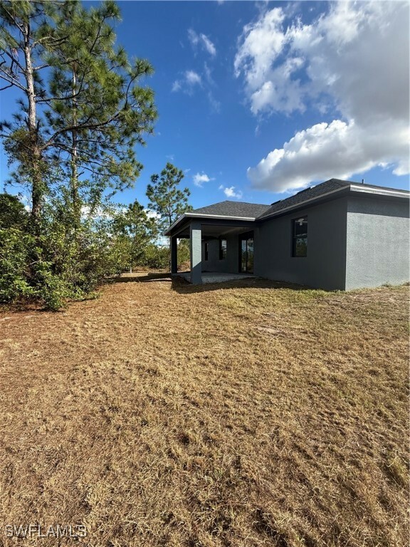 Property Photo:  4505 E 8th Street  FL 33972 