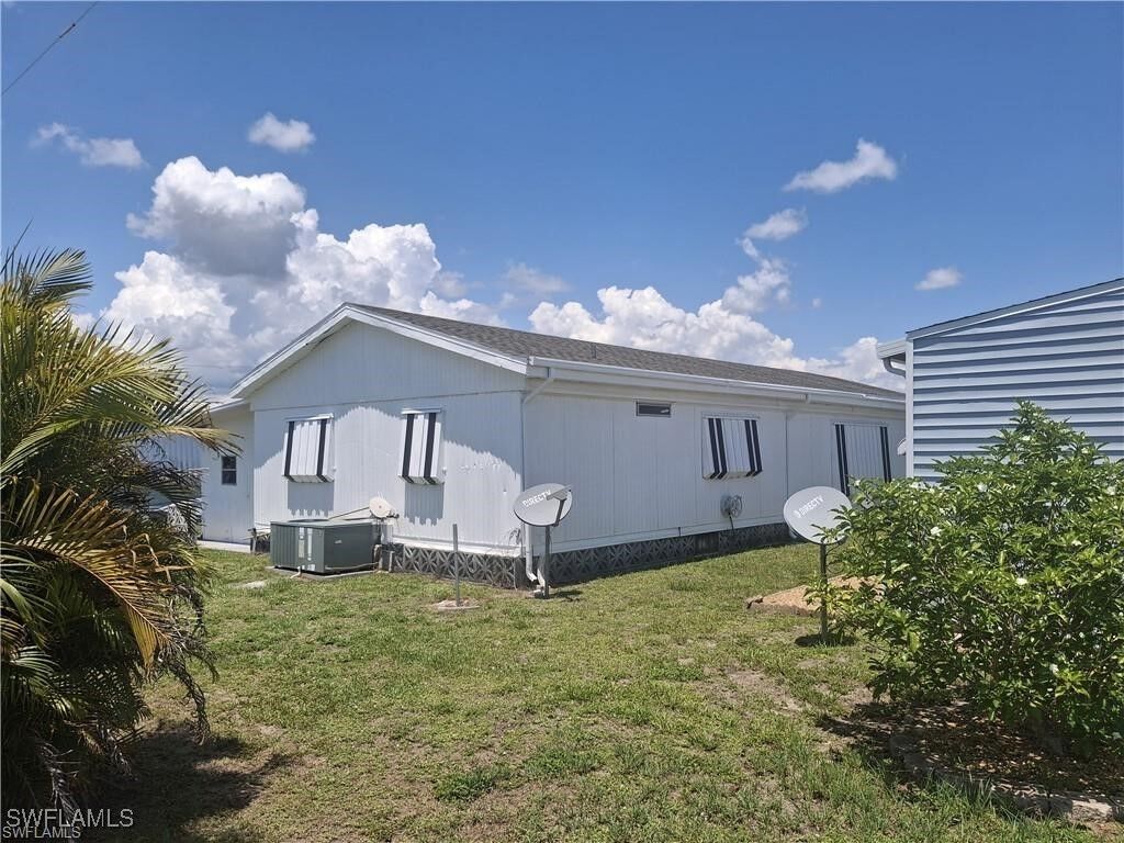 Property Photo:  16015 Tangelo Way  FL 33903 