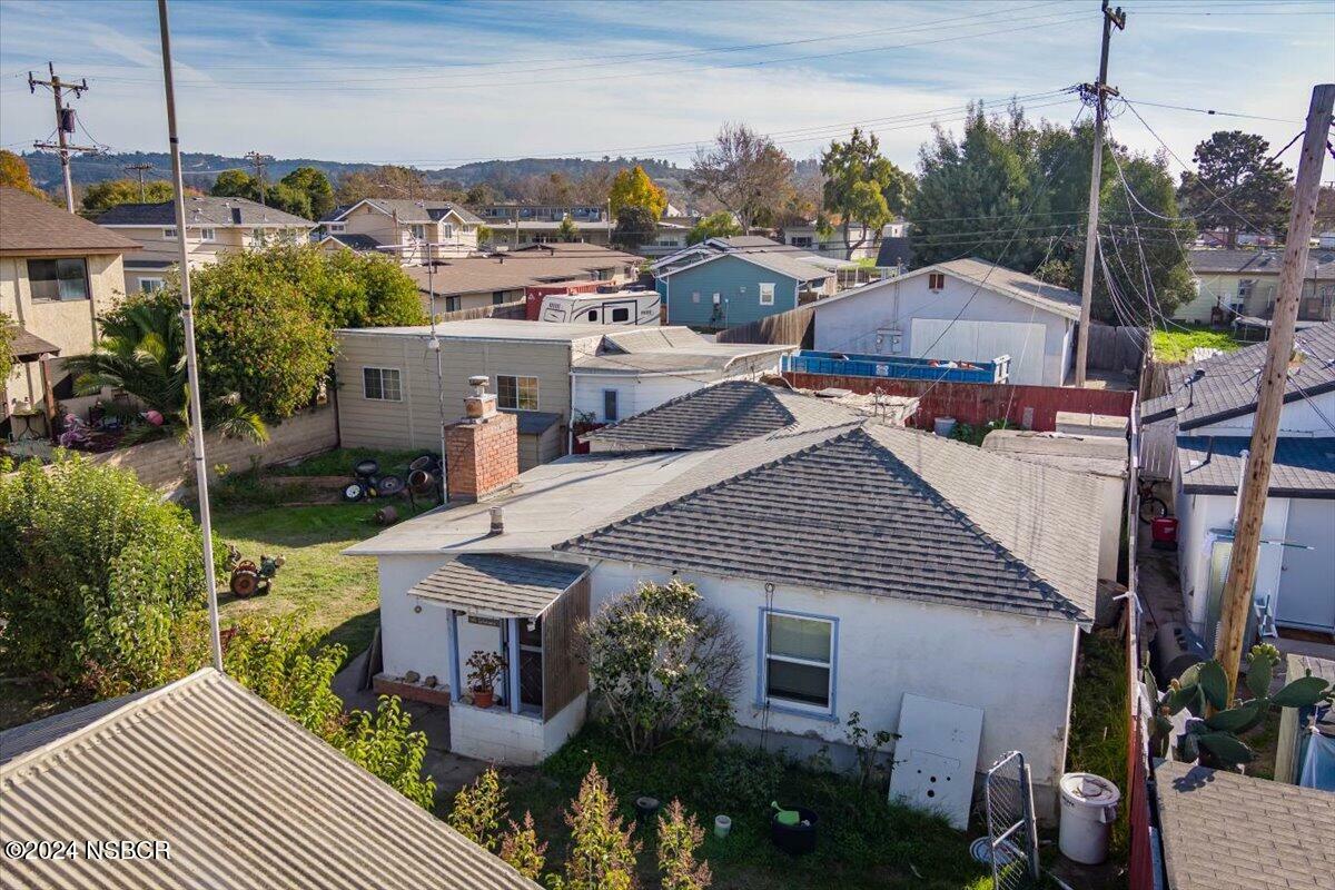 Property Photo:  520 Union Avenue  CA 93455 