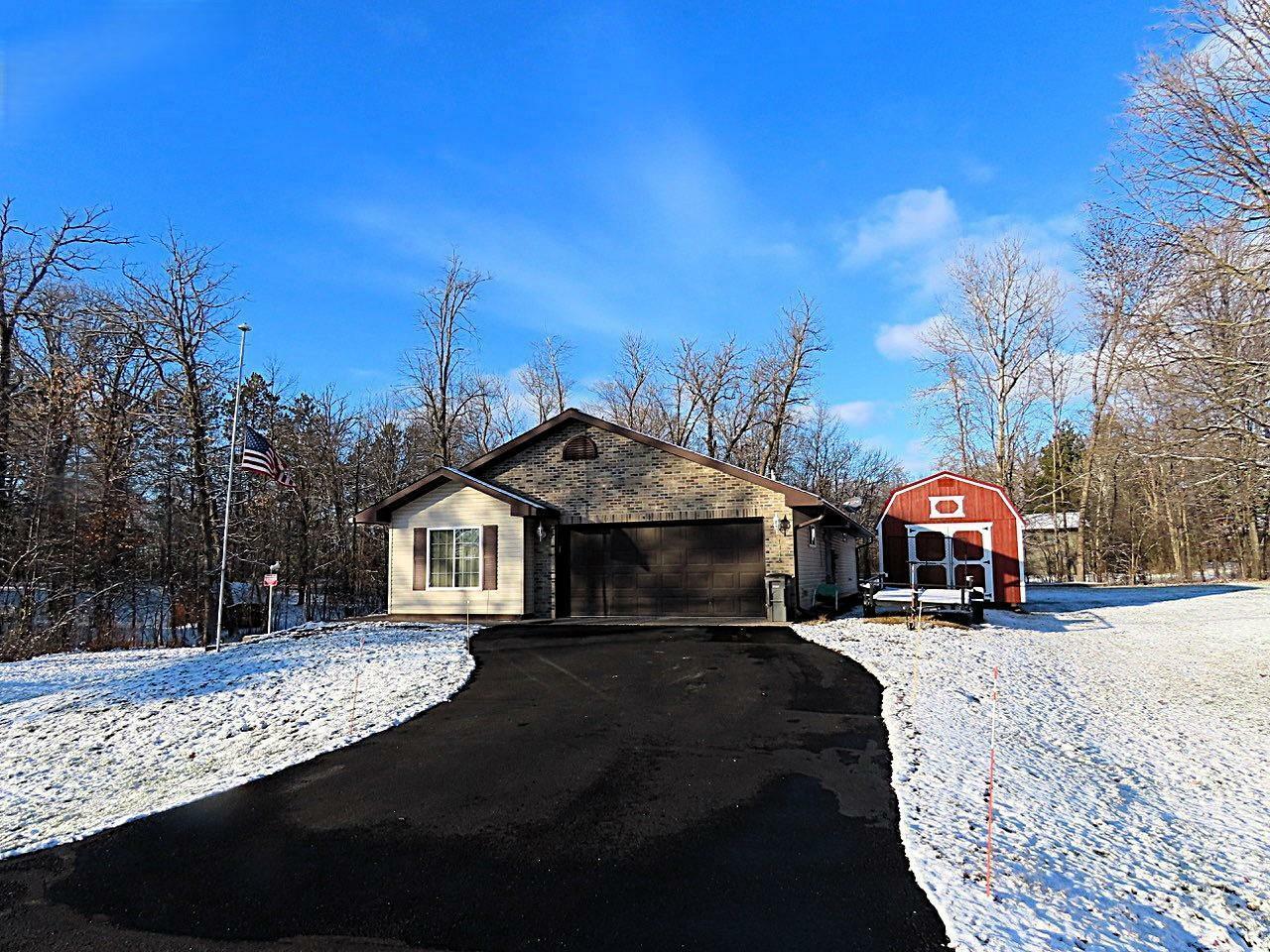 Property Photo:  1070 W Isle Street  MN 56386 