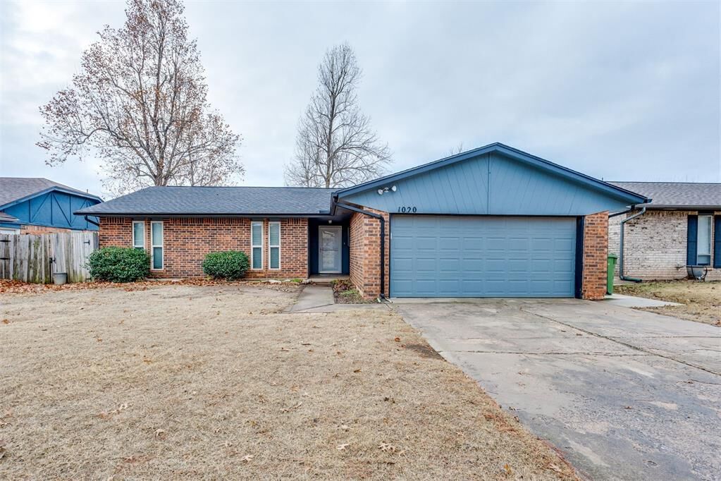 Property Photo:  1020 Richmond Street  OK 73099 