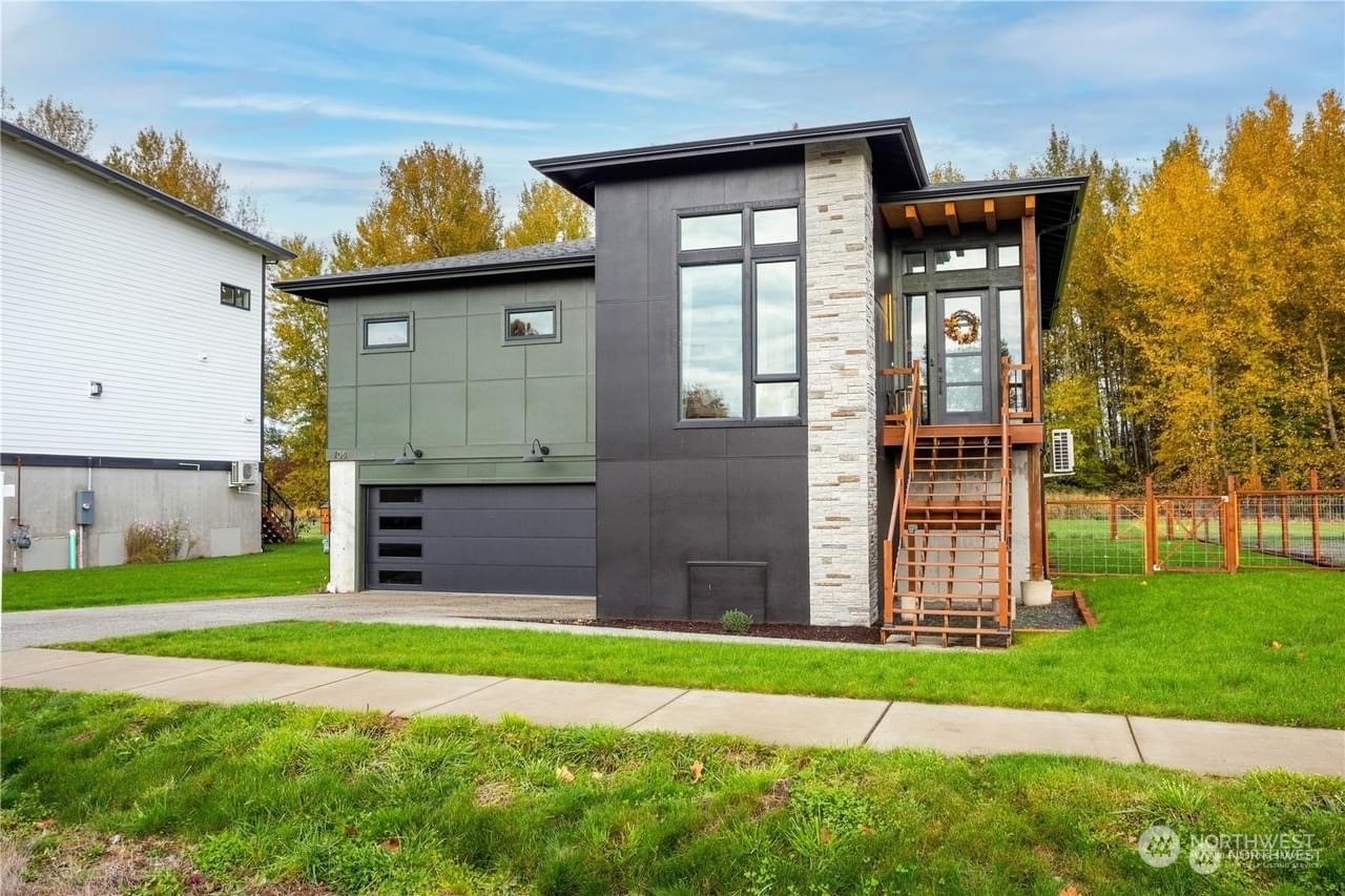 Property Photo: 708 Garfeild Street WA 98295