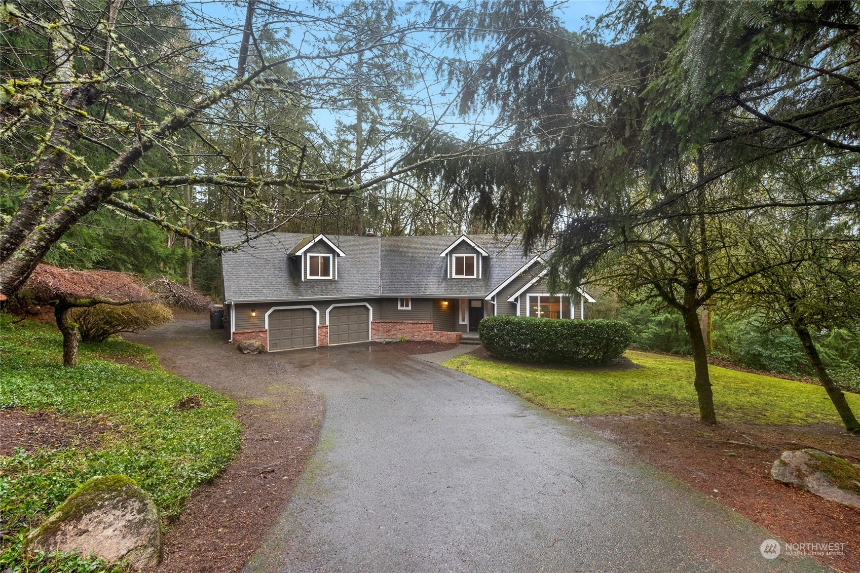 Property Photo:  22903 NE 57th Street  WA 98053 