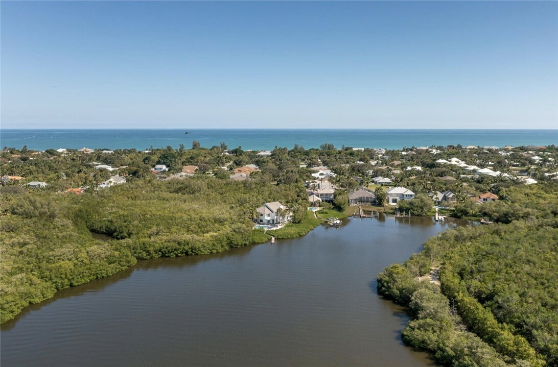 Property Photo:  1635 S Highway A1a  FL 32963 