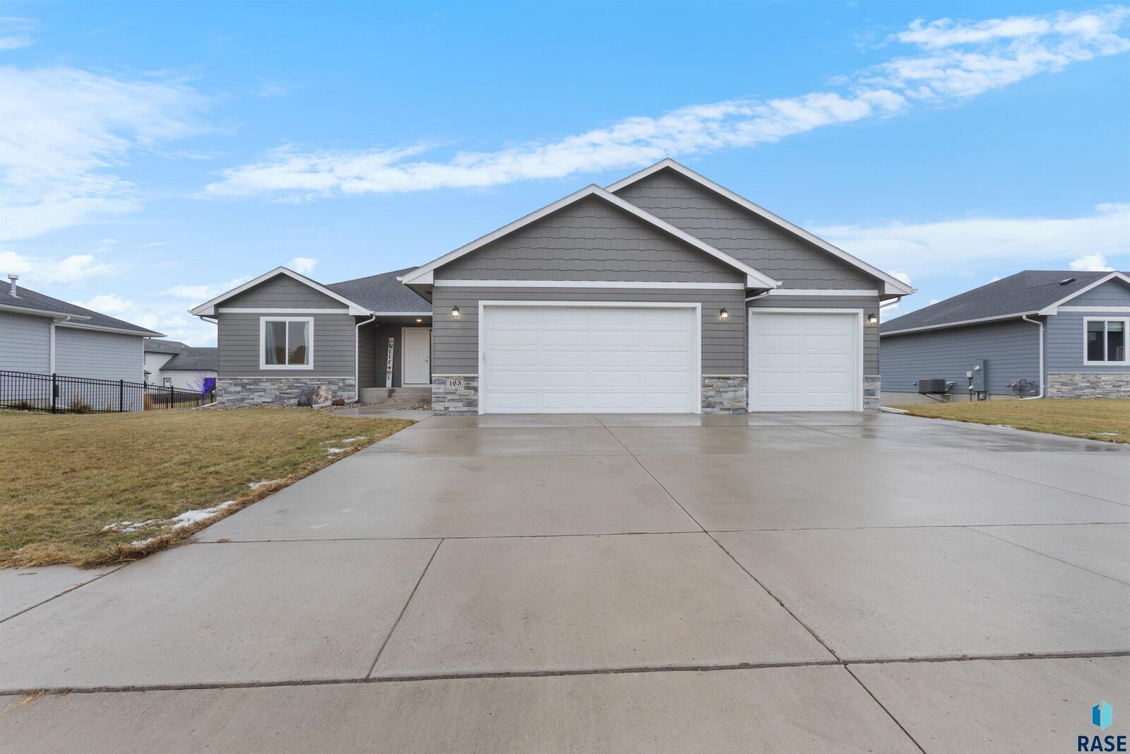 Property Photo: 163 Central Park Ct SD 57032