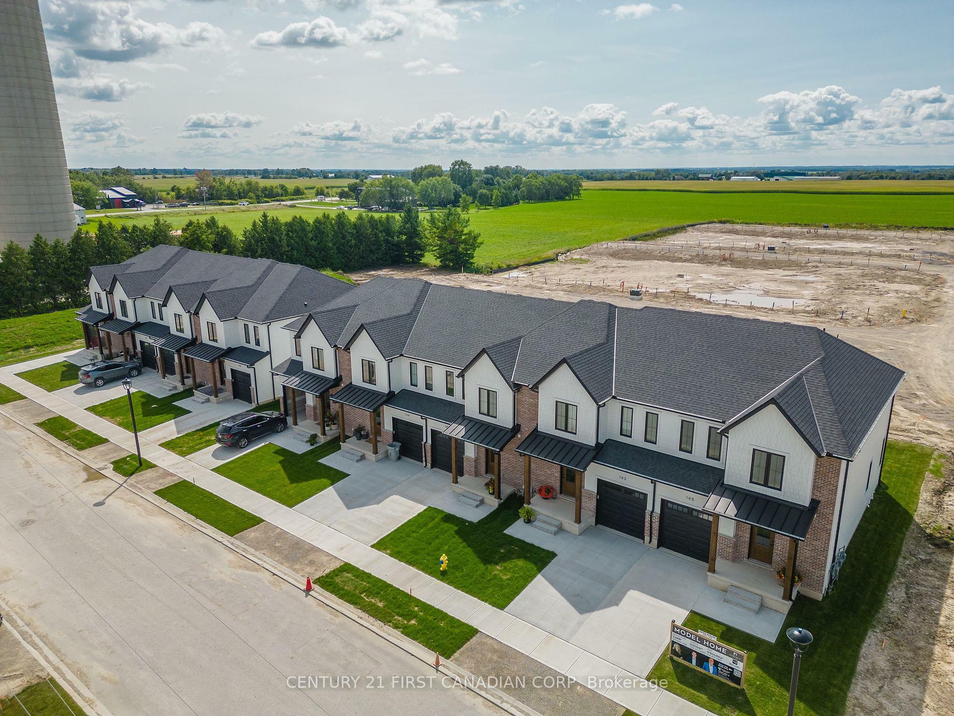 Property Photo: 147-46 Scotts Drive ON N0M 2J0