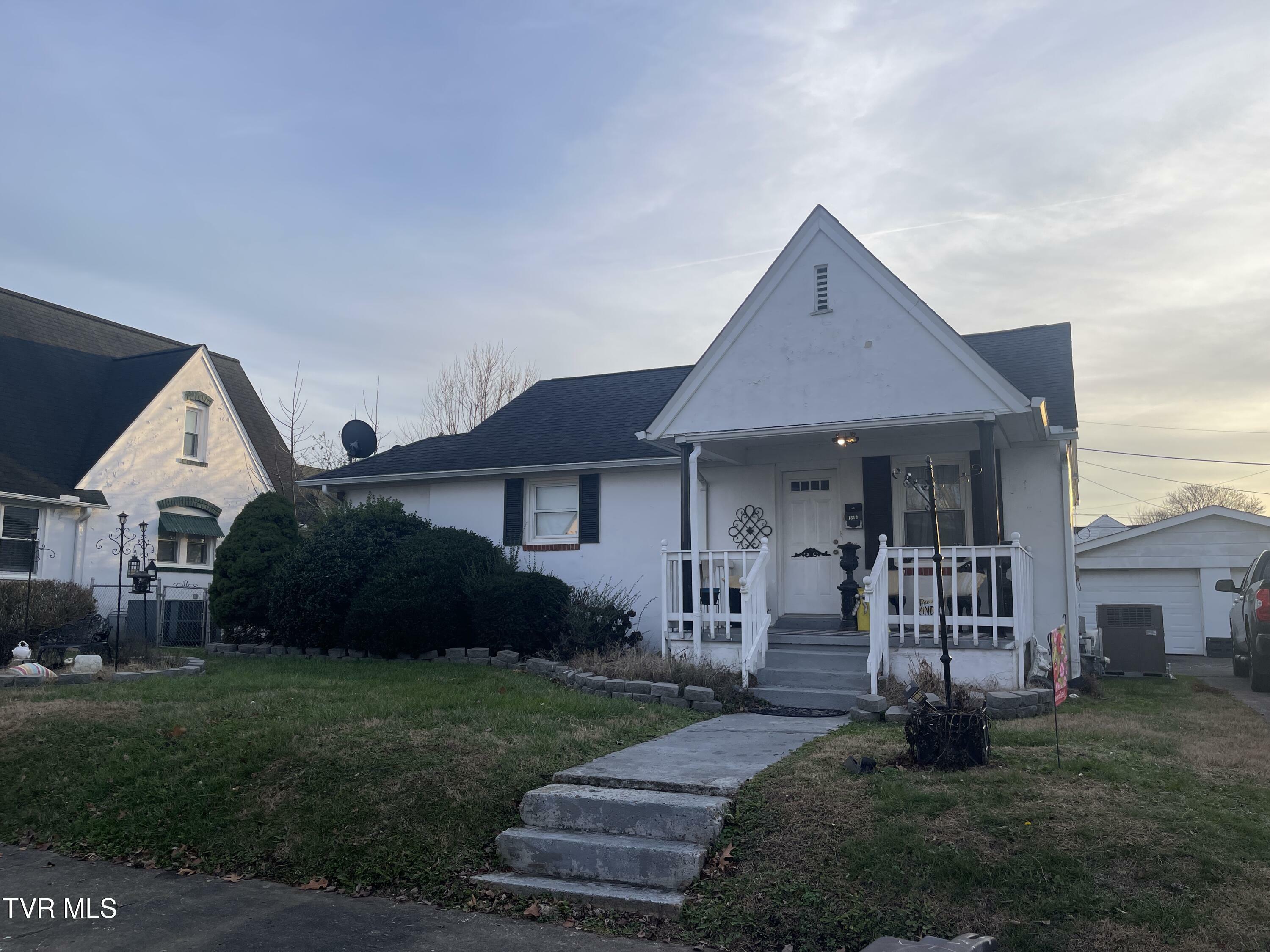 1313 Pine Street  Kingsport TN 37664 photo