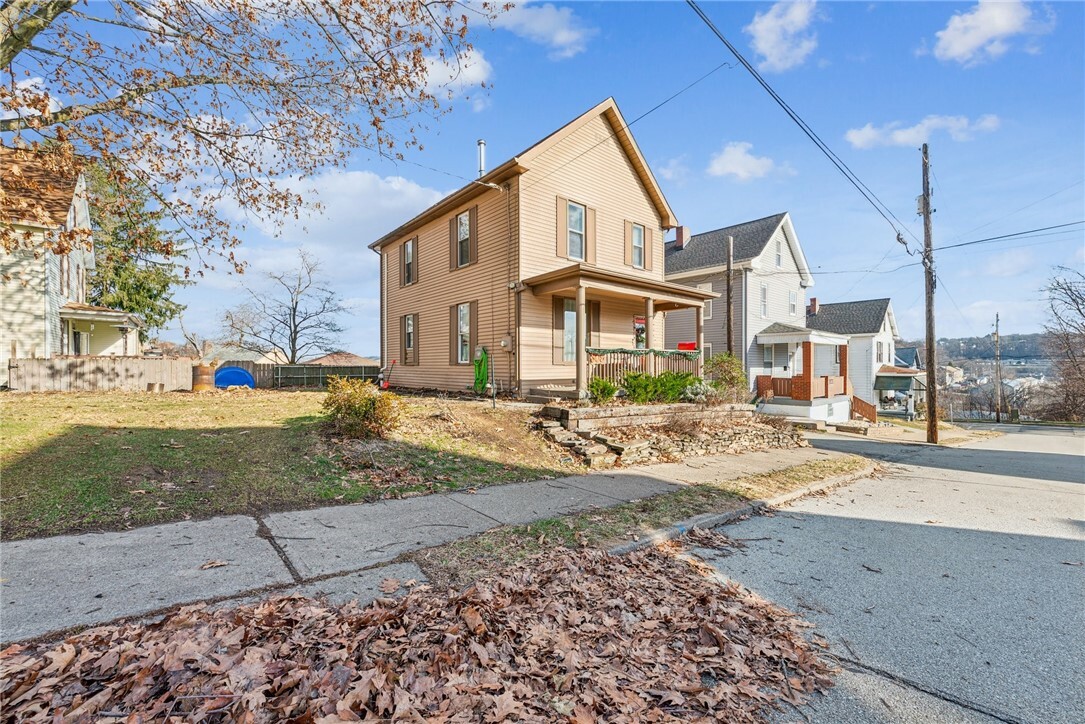 Property Photo:  309 Guthrie St  PA 15601 