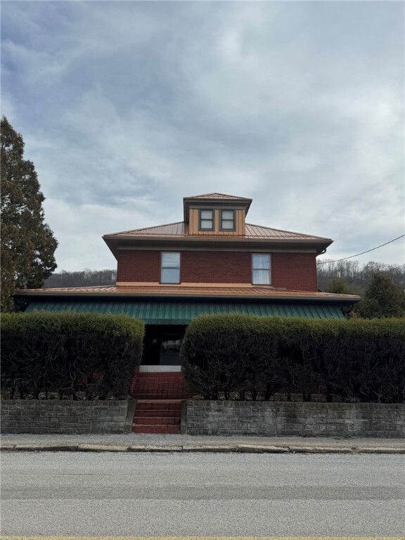 Property Photo: 523 Market St PA 15923