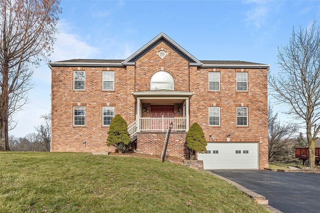 Property Photo:  135 Briwood Dr  PA 15317 