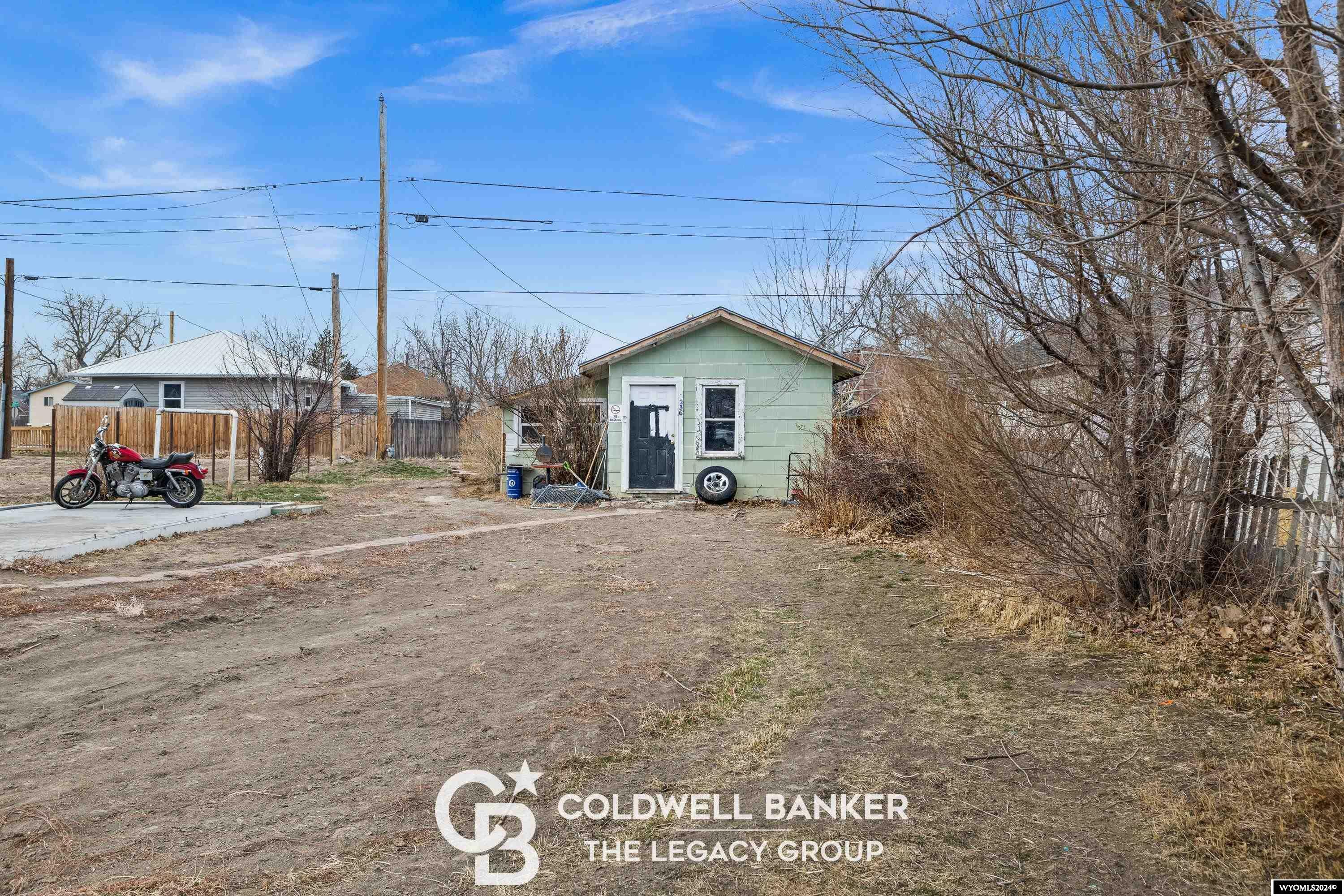 Property Photo: 1236 S Cottonwood Street WY 82604