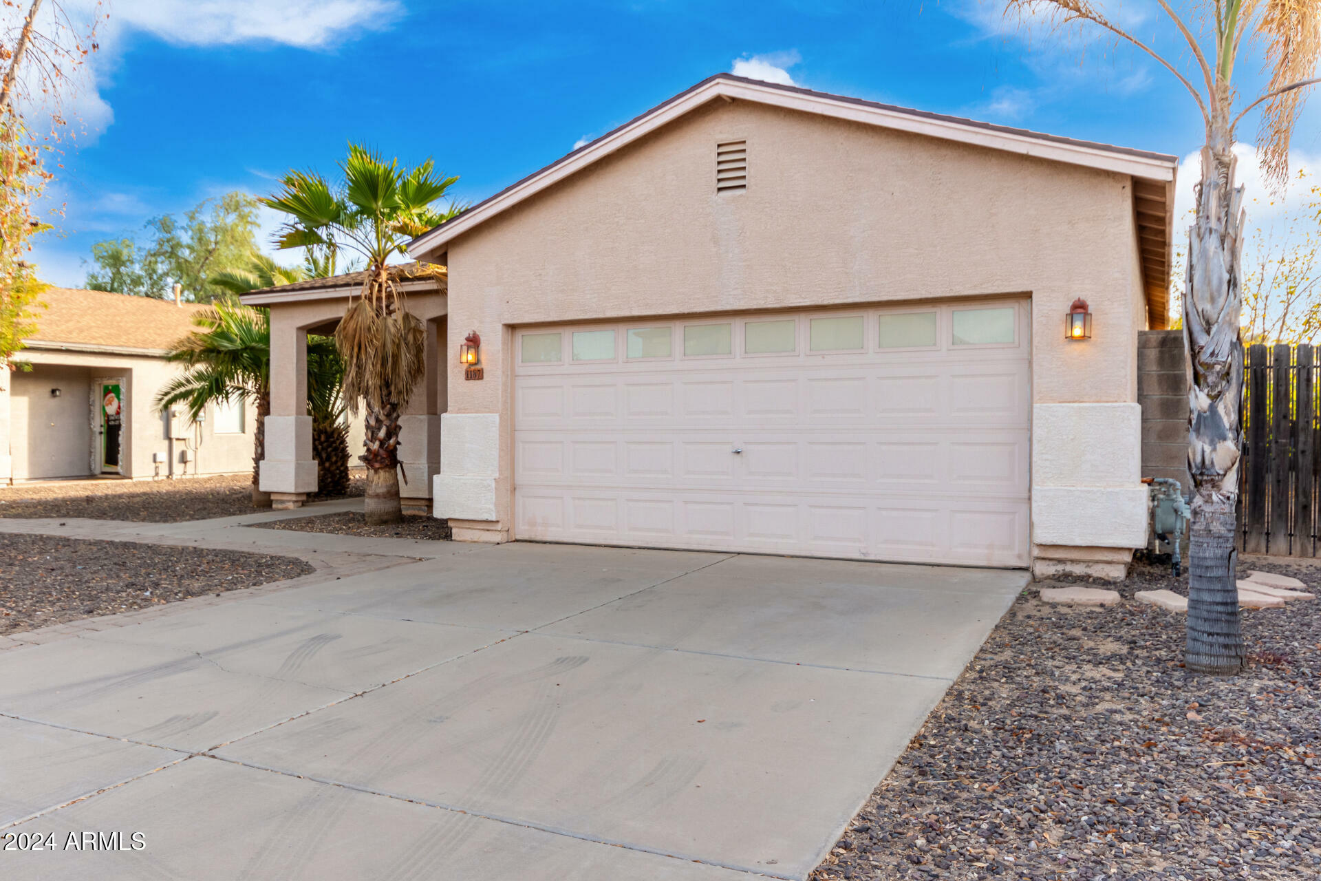 Property Photo:  1187 E Cowboy Cove Trail  AZ 85143 