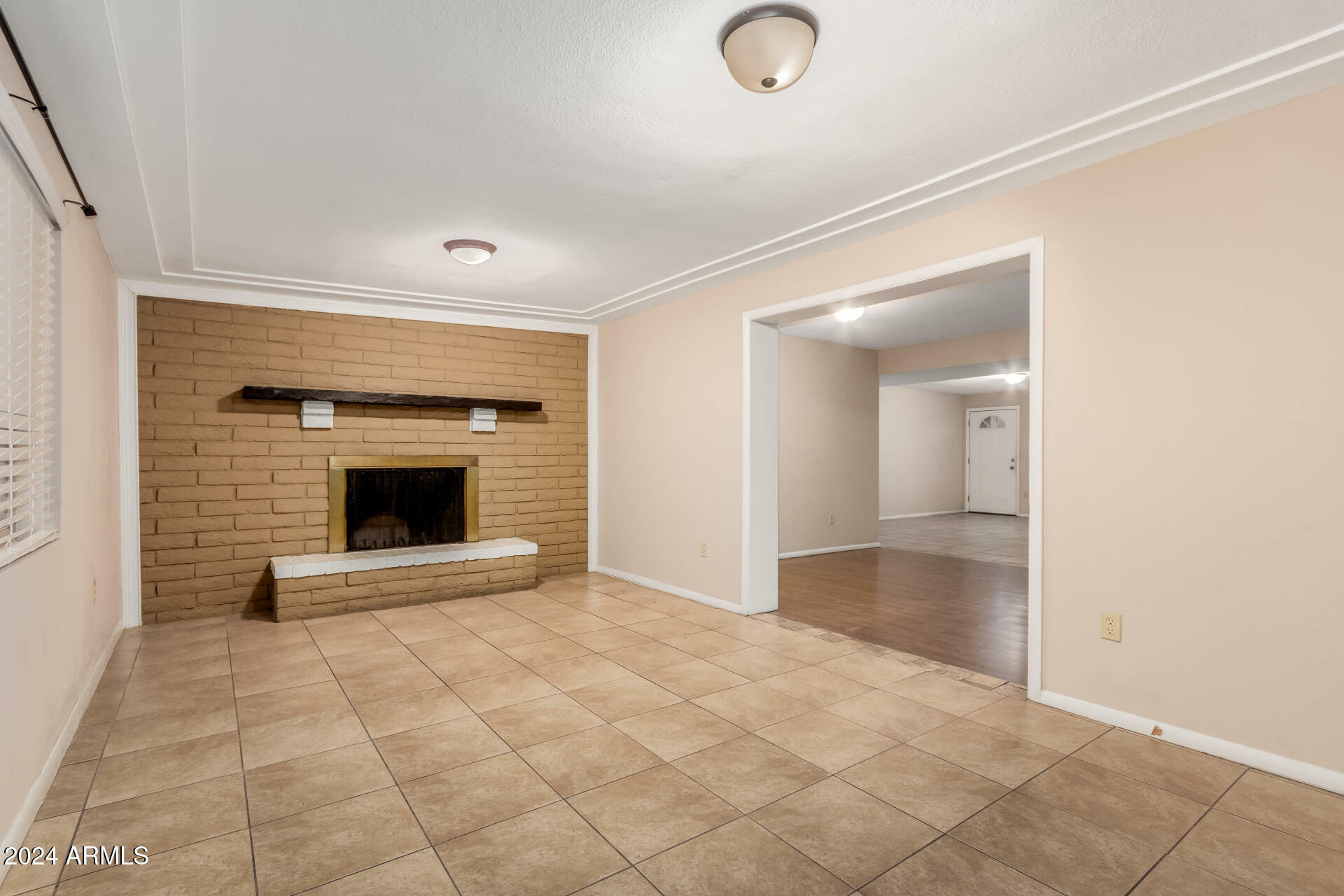 Property Photo:  5255 S Mill Avenue  AZ 85283 