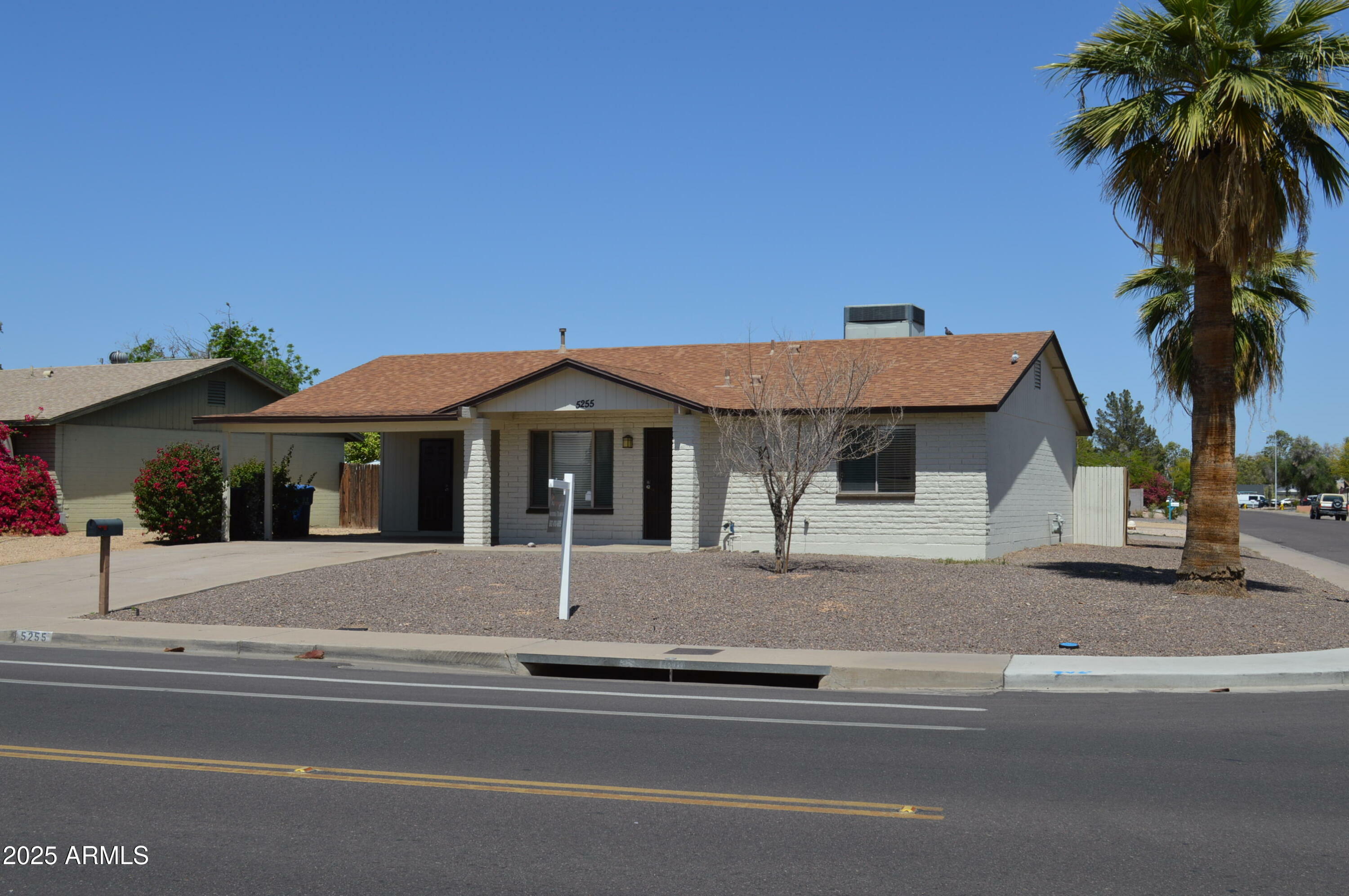 Property Photo: 5255 S Mill Avenue AZ 85283