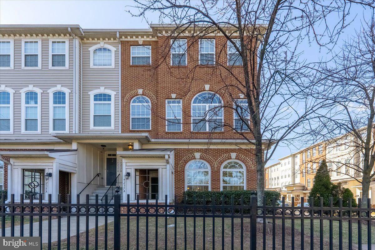 Property Photo: 14237 Saint Germain Drive A 1 VA 20121