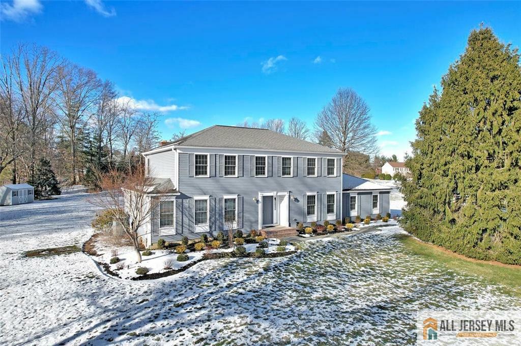 Property Photo:  8 Scottsdale Court  NJ 08512 