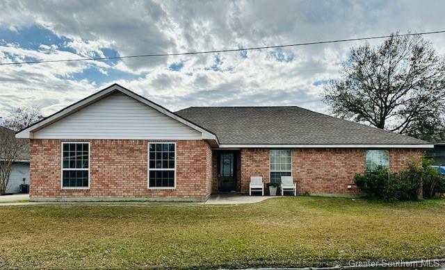 Property Photo: 217 Summerwood Drive LA 70663