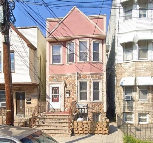 170 Boyd Ave 1  Jc, West Bergen NJ 07304 photo