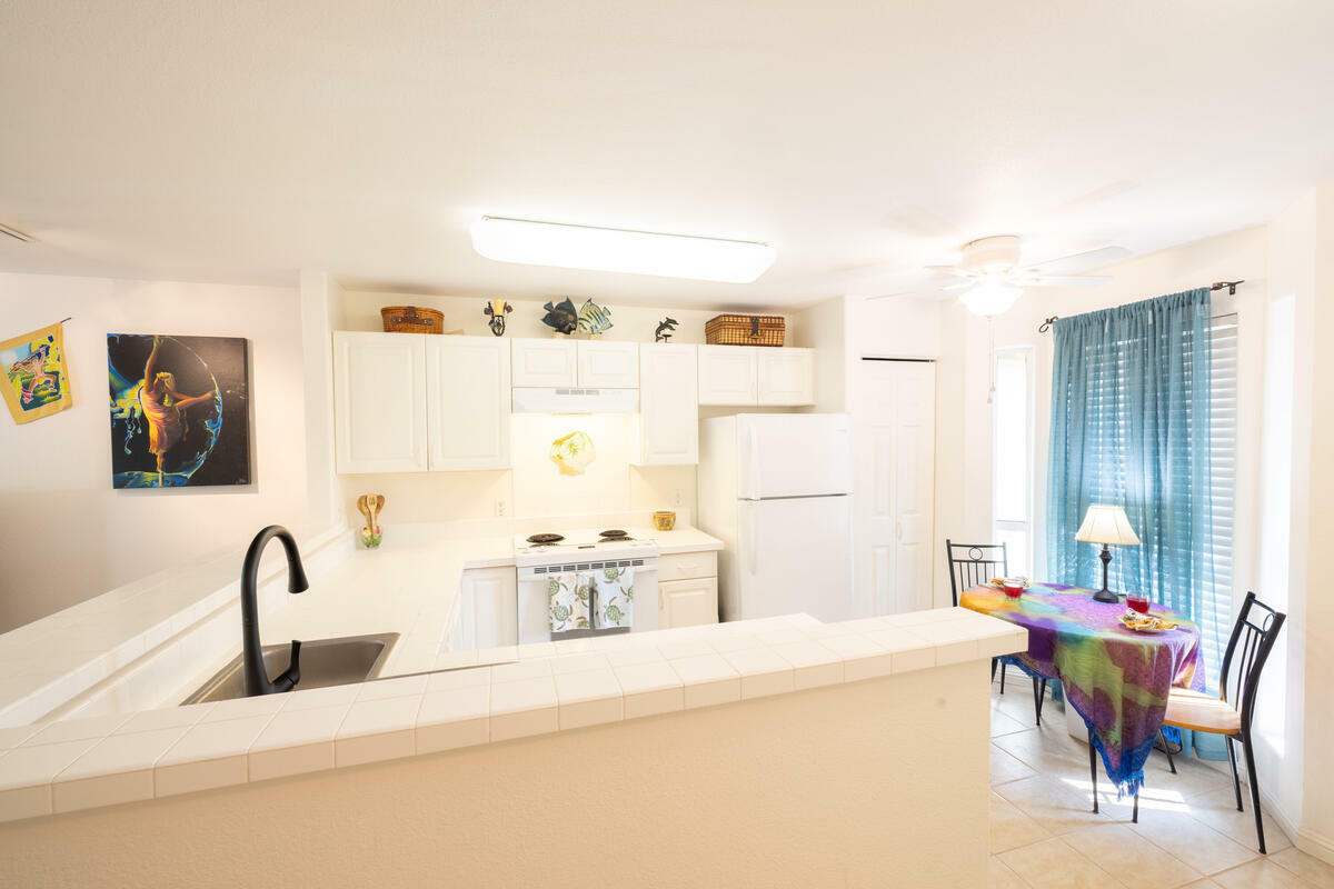 Property Photo: 75-6081 Alii Dr O103 HI 96740