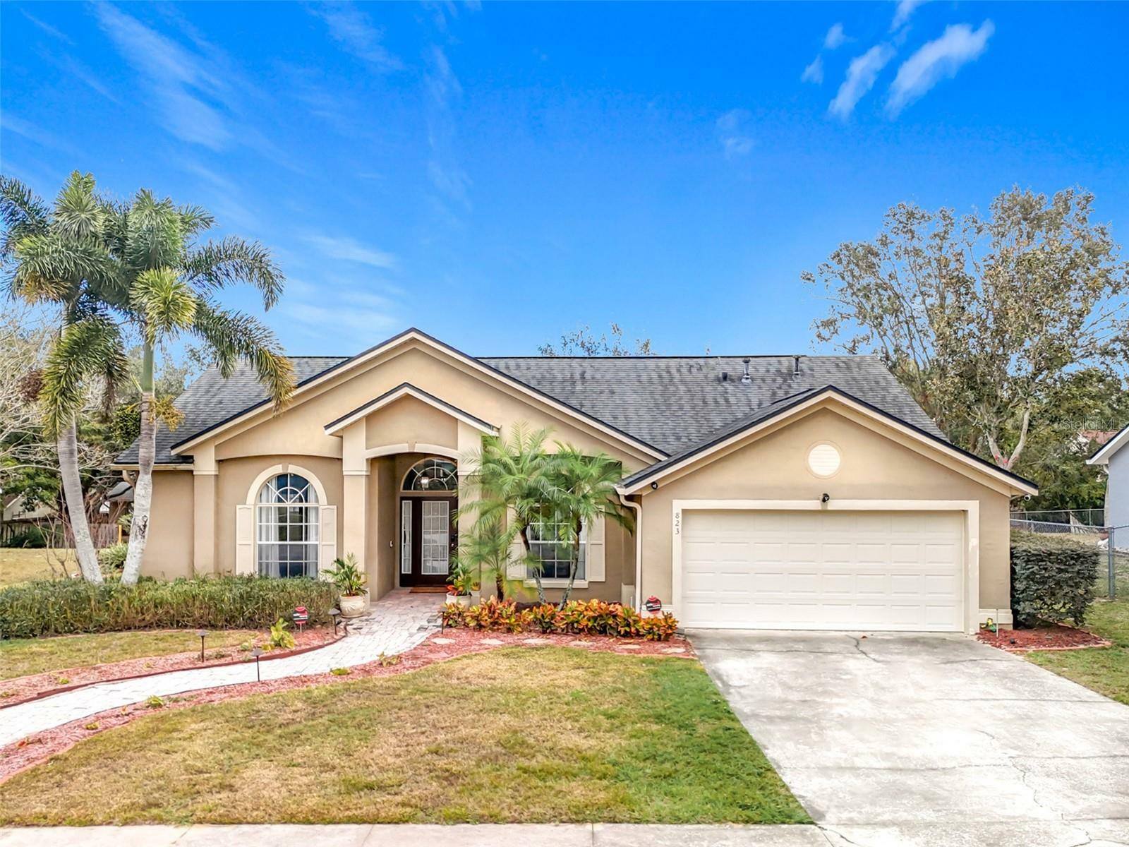 Property Photo:  823 Elm Forest Drive  FL 34715 