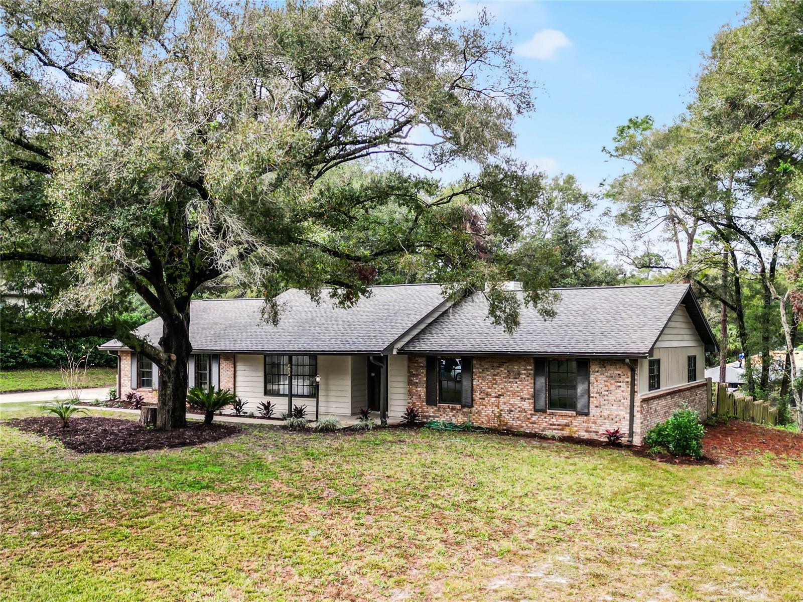 Property Photo:  683 Princewood Drive  FL 32724 