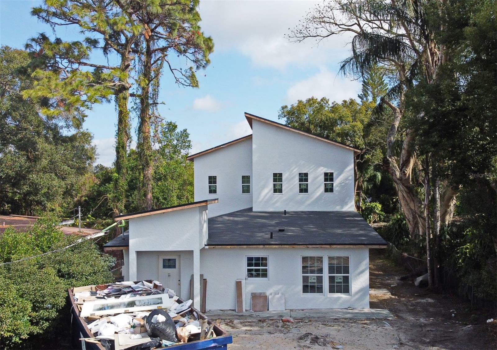 Property Photo:  5255 Seminole Avenue  FL 32792 