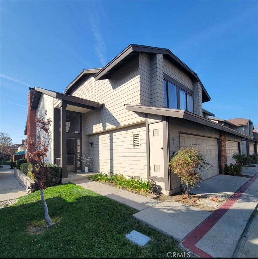 Property Photo: 525 W Puente Street 4 CA 91722