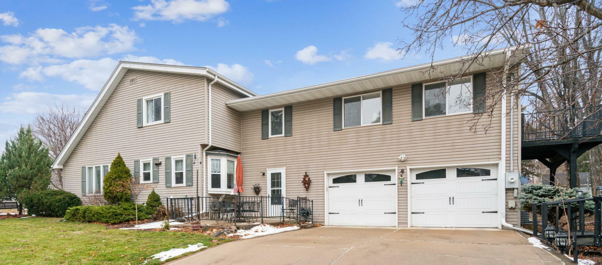 Property Photo:  5945 Kellogg Avenue  MN 55424 