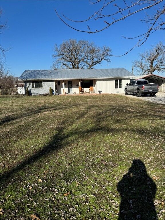 Property Photo: 13177 Sharp Springs Road AR 72745