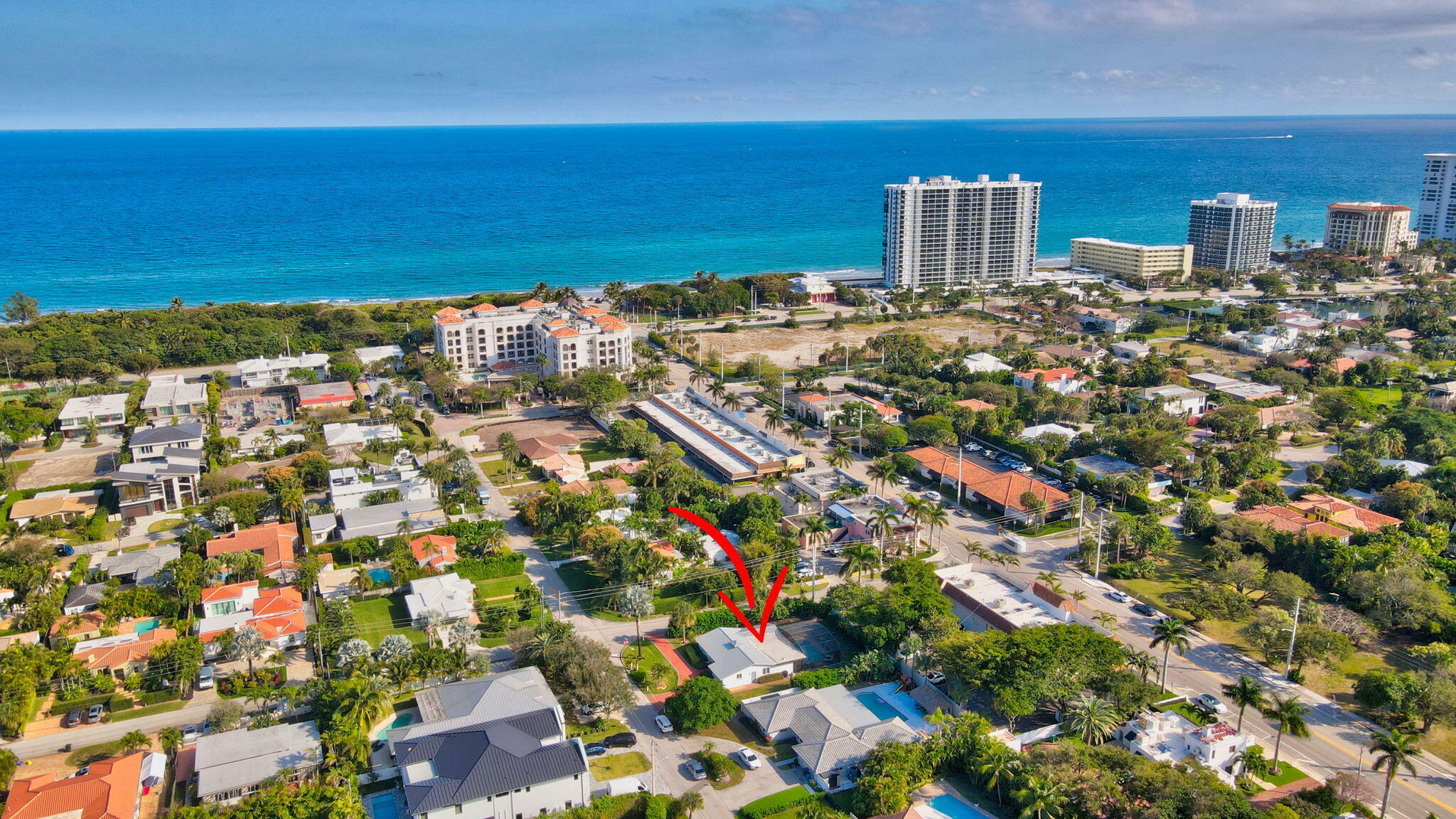 Property Photo: 798 E Boca Raton Road FL 33432
