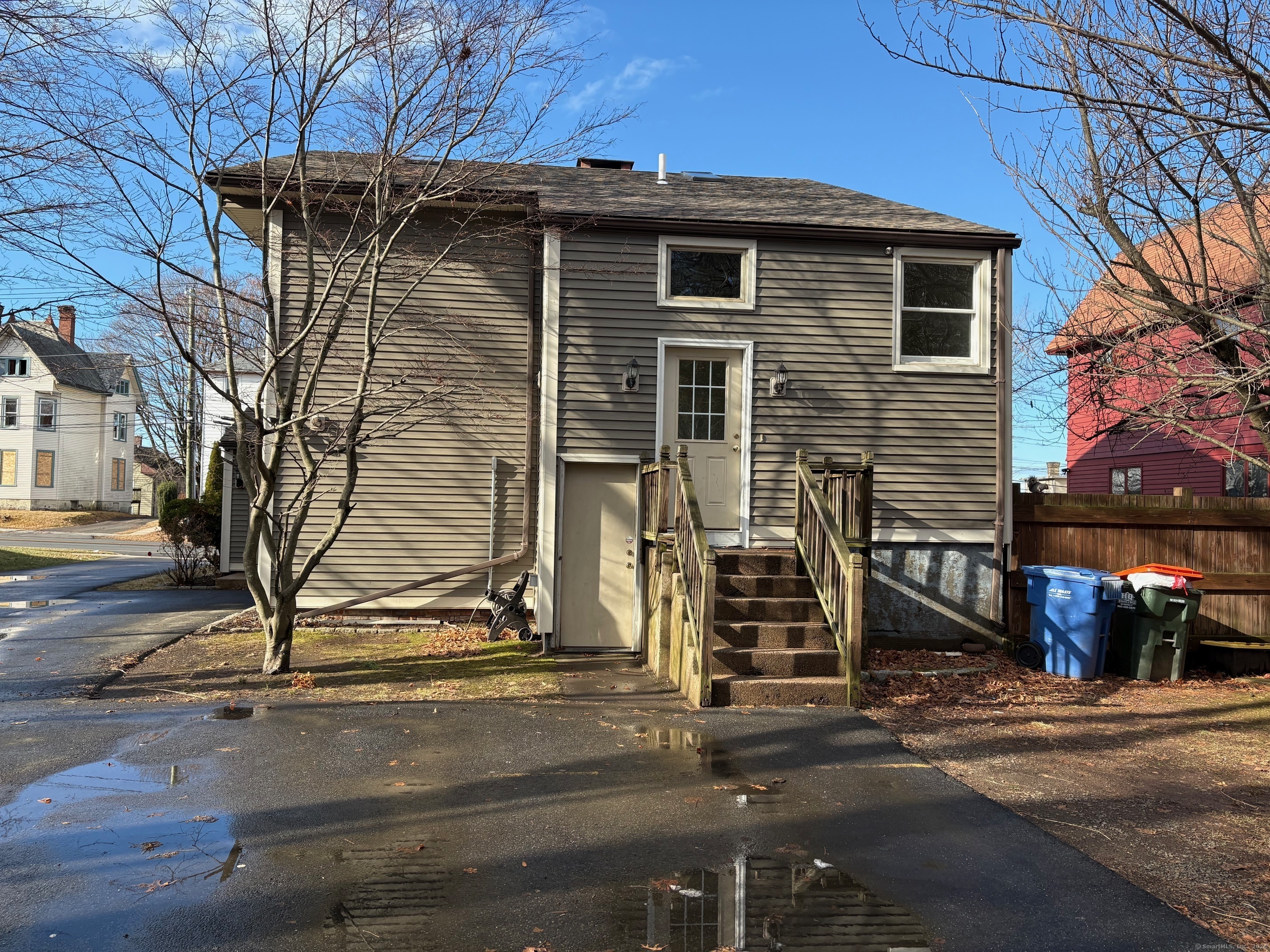 Property Photo:  693 Broad Street  CT 06450 