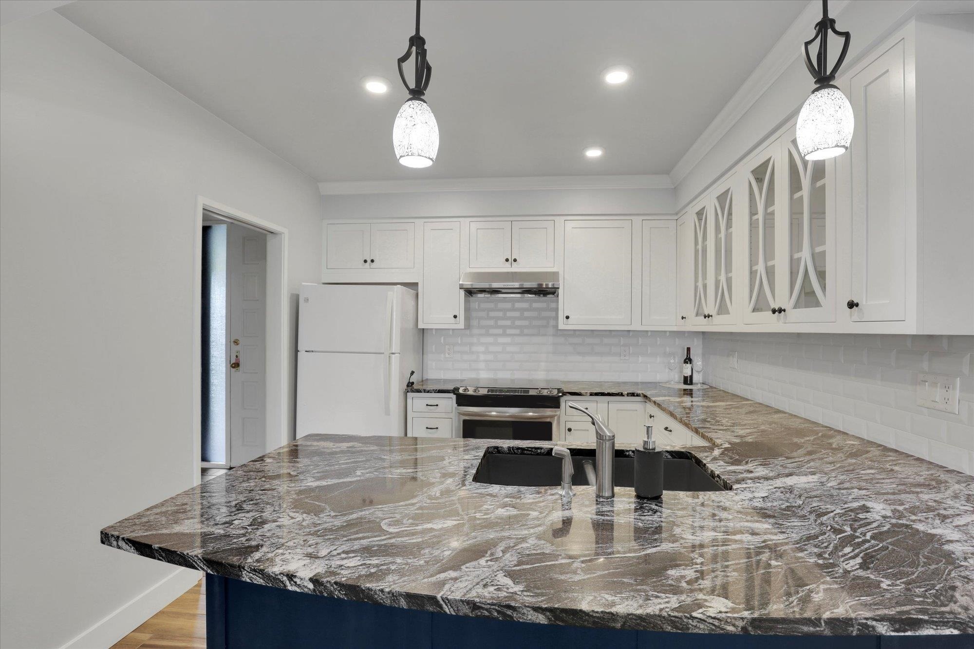 Property Photo: 700 W 7th Unit 601 Ave Unit #601 WA 99204