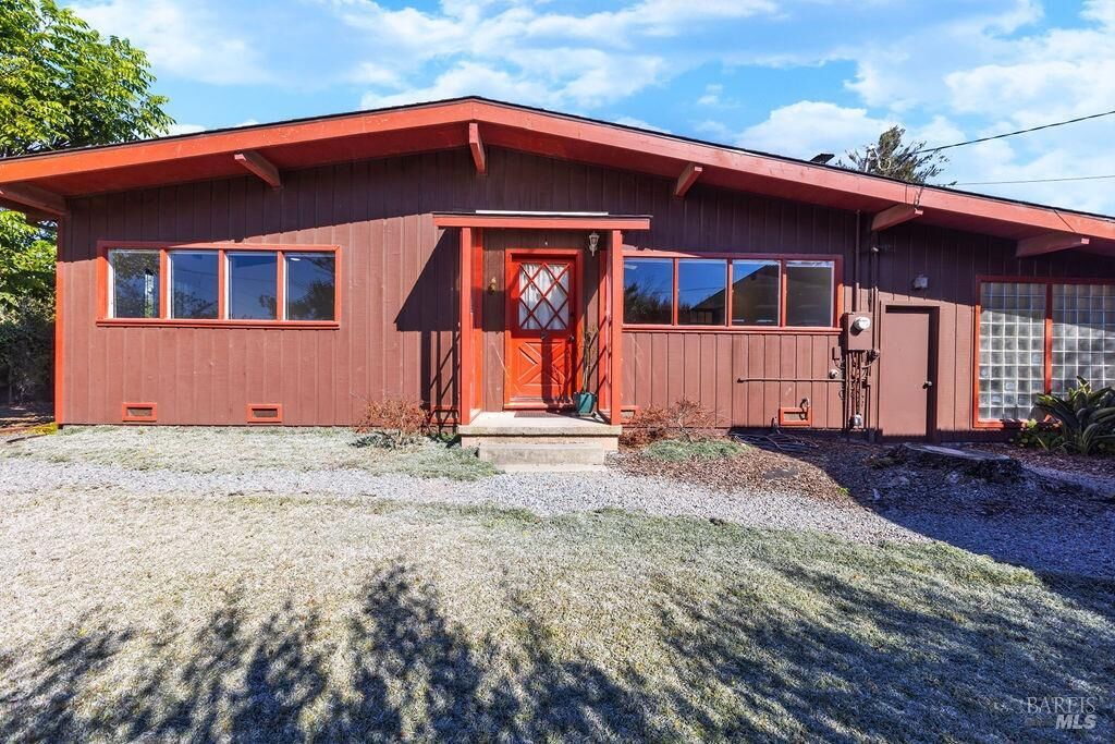 Property Photo:  290 Fern Road  CA 94924 