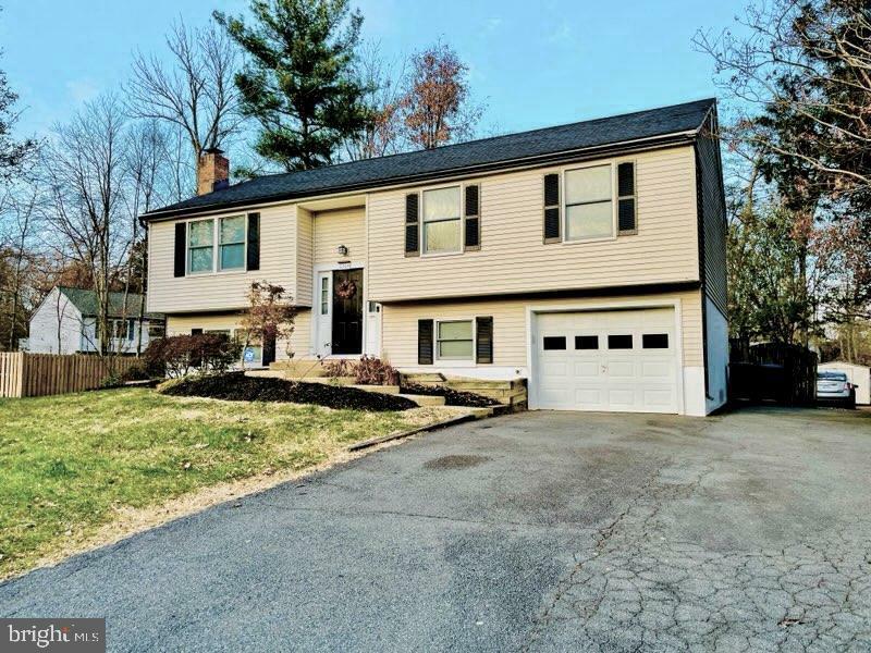 1308 Dulles Place  Herndon VA 20170 photo