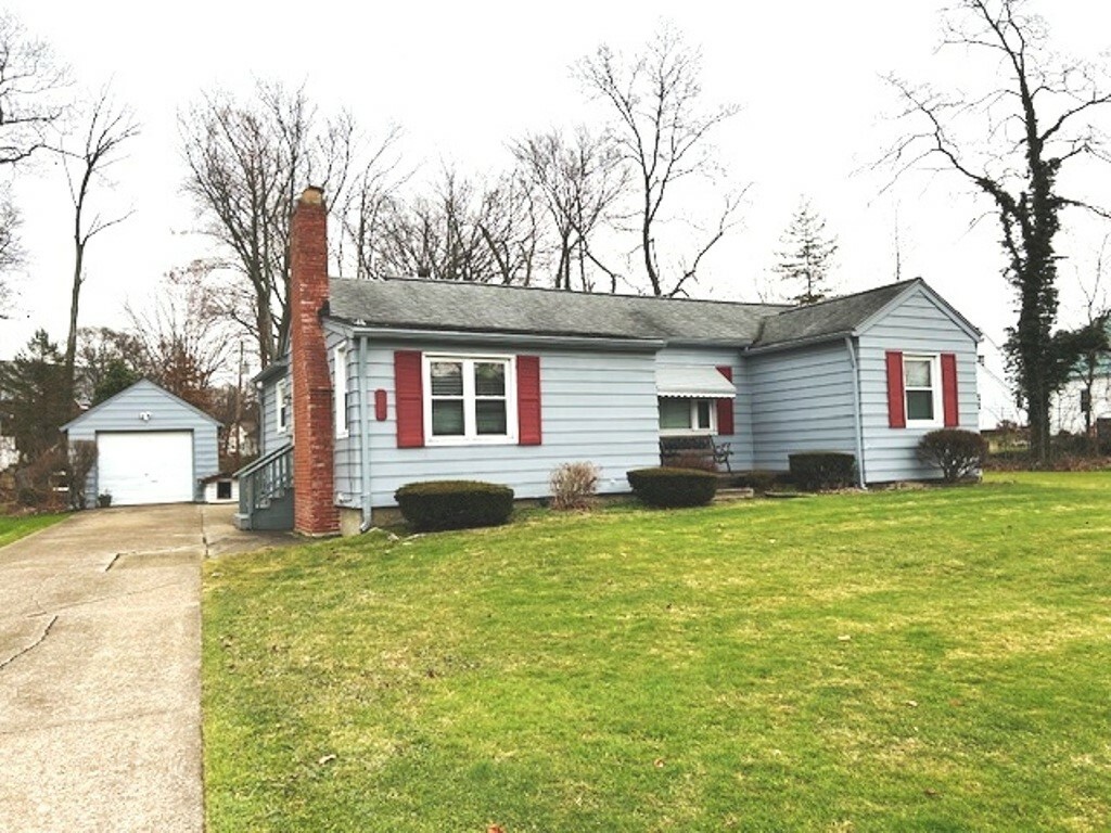 Property Photo:  635 Howe Avenue  PA 16511 