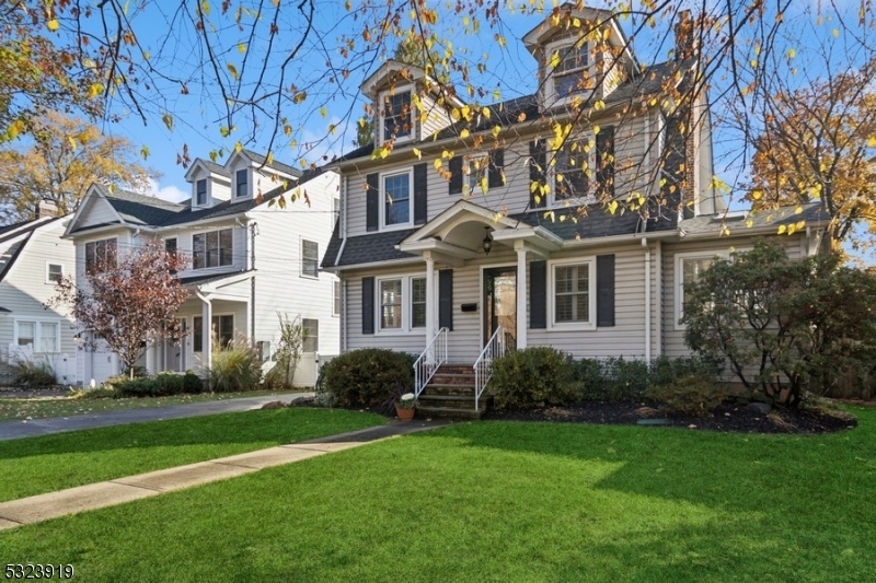 Property Photo:  542 Arlington Ave  NJ 07090 