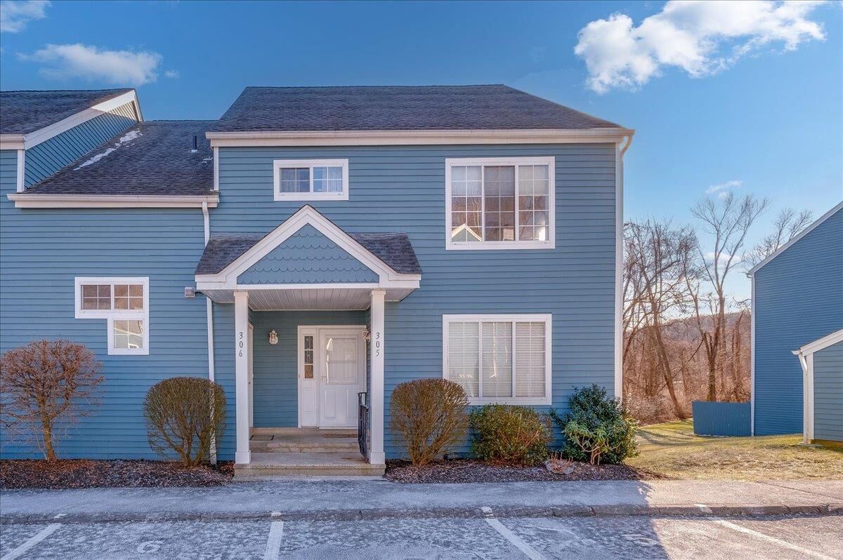 Property Photo: 305 Bentley Court 1 NY 10509