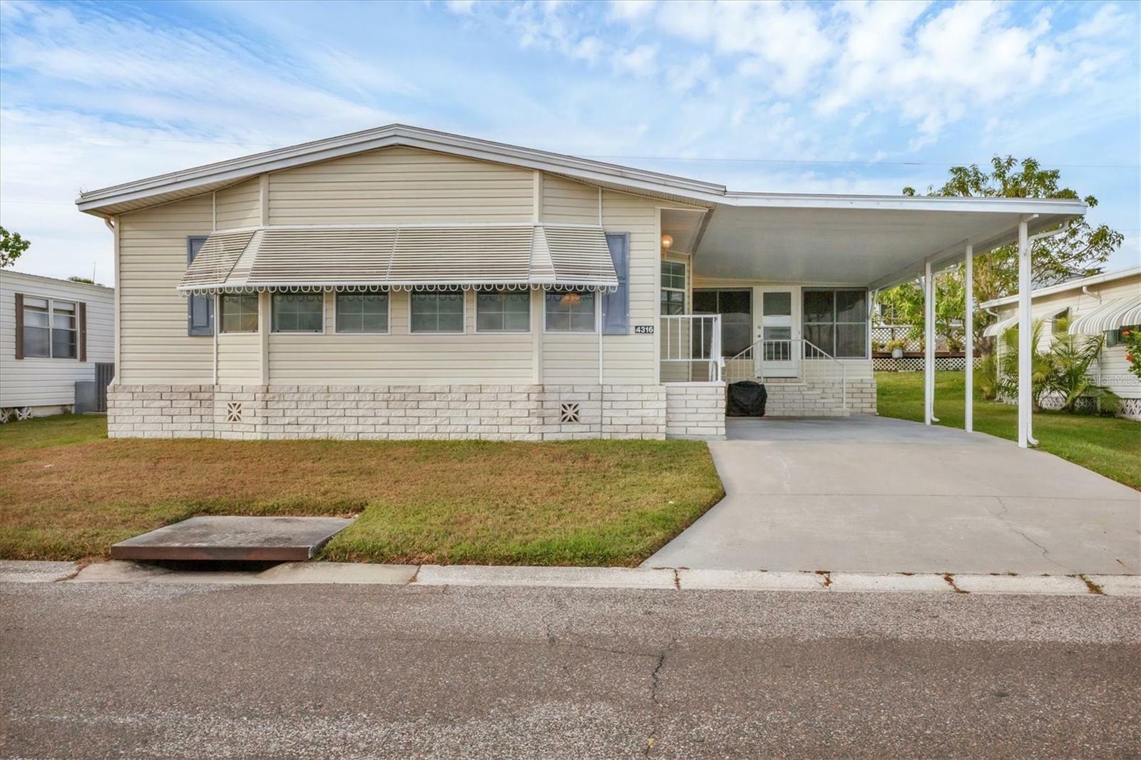 Property Photo:  4316 12th Street Court E  FL 34222 