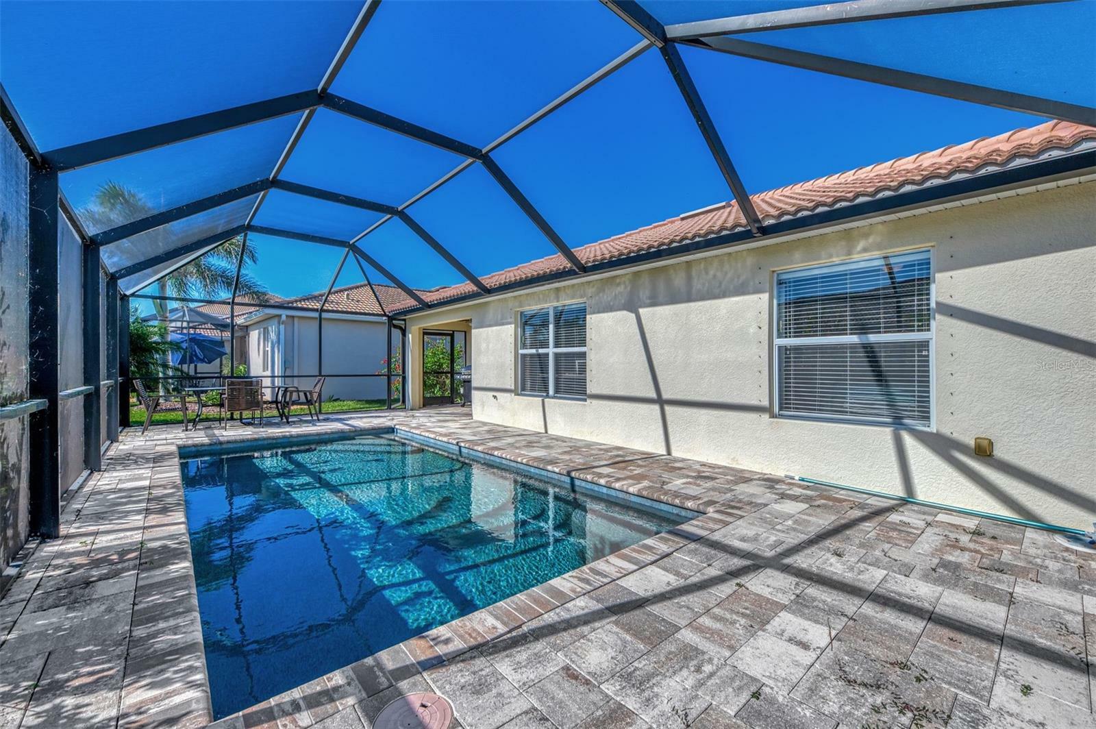 Property Photo: 11679 Anhinga Avenue FL 34292