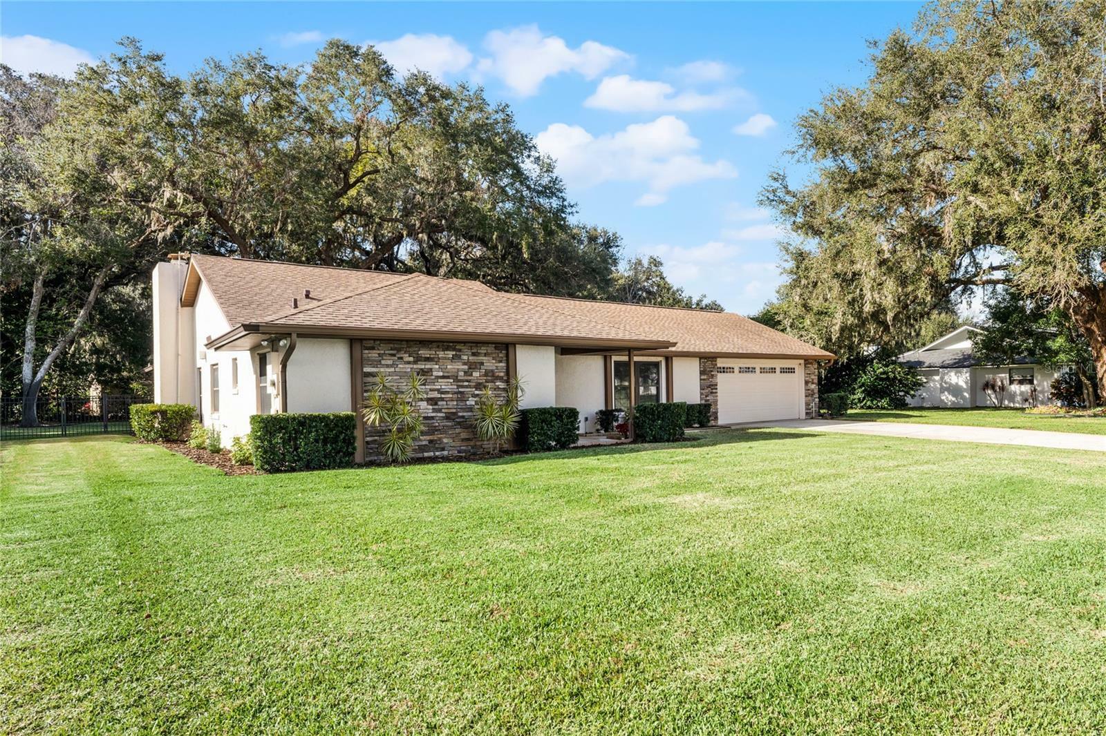 Property Photo:  3158 Whisper Wind Drive  FL 34771 