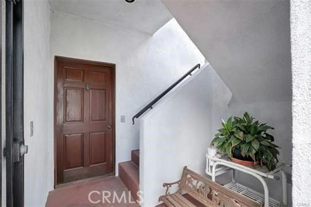 Property Photo:  519 Camino Real  CA 90277 