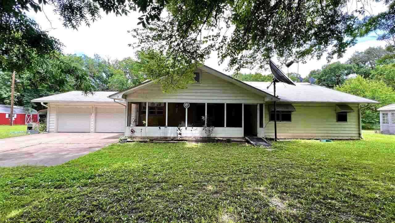 Property Photo:  3165 Joe Colby Rd  OK 74604 