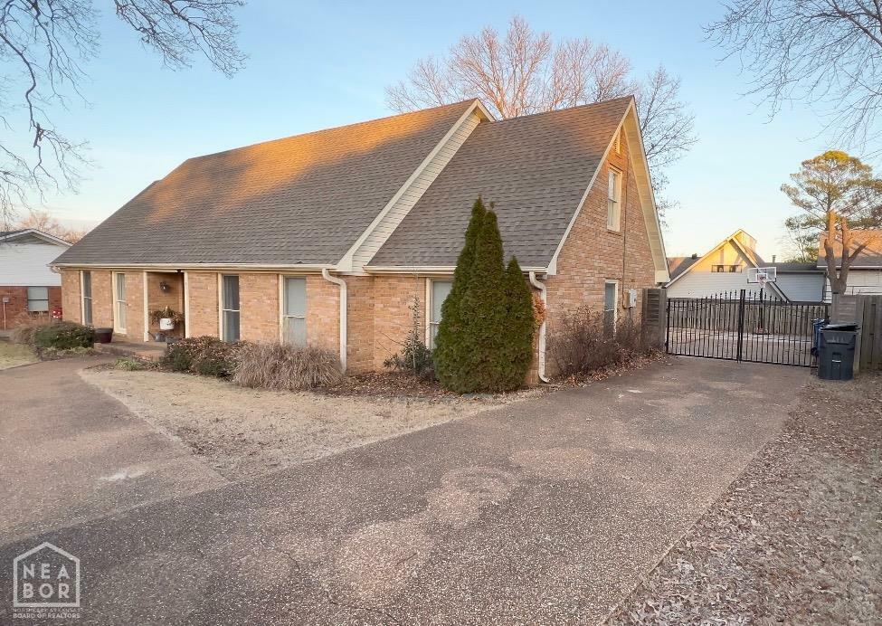 Property Photo:  1406 Hillcrest  AR 72401 