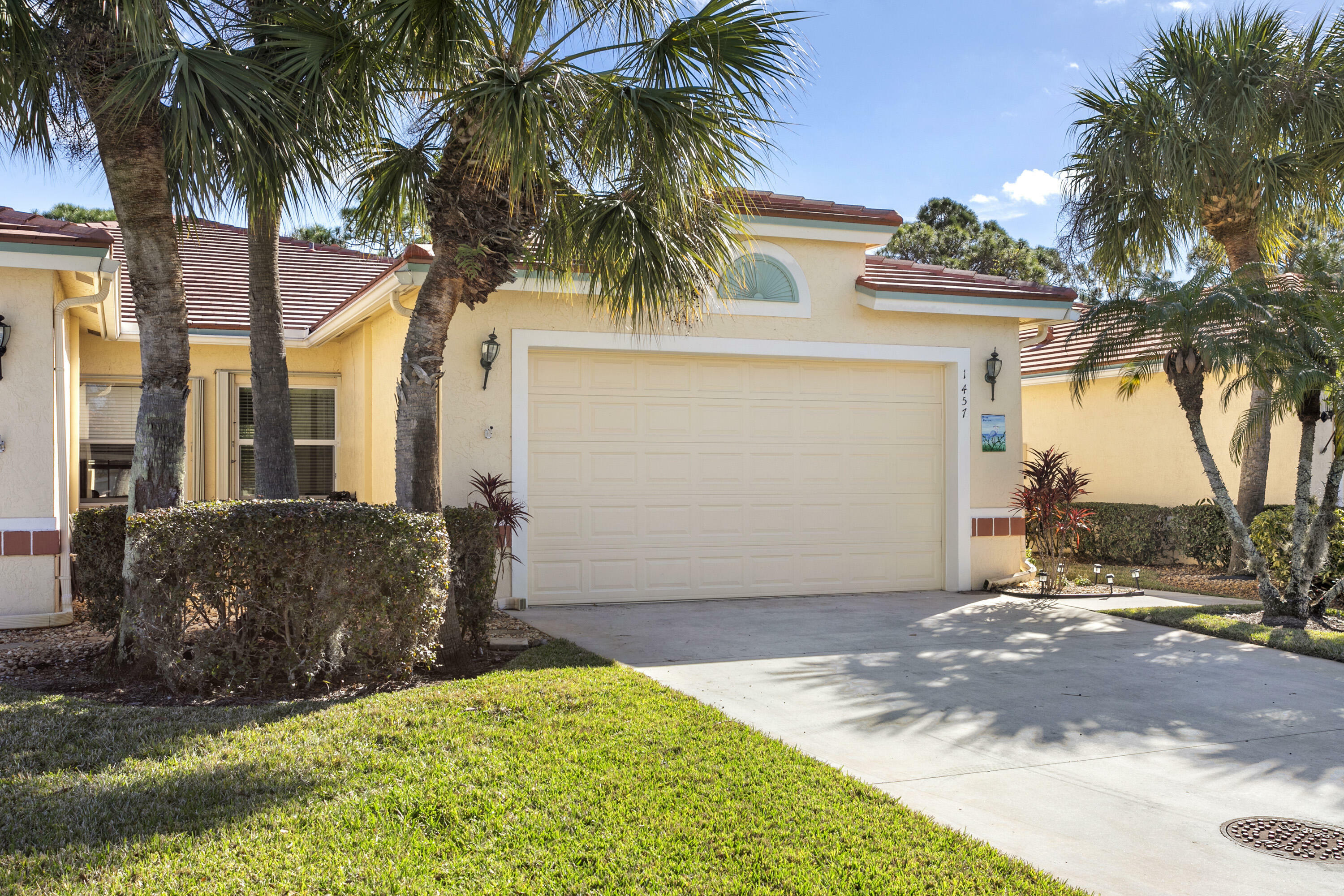 Property Photo:  1457 SW Greens Pointe Way  FL 34990 